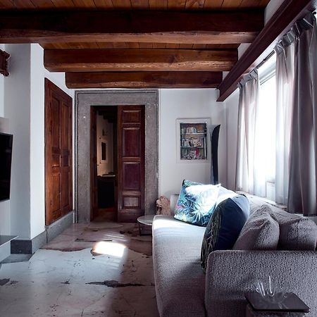 רומא Palazzo Delle Pietre - Luxury Apartments מראה חיצוני תמונה