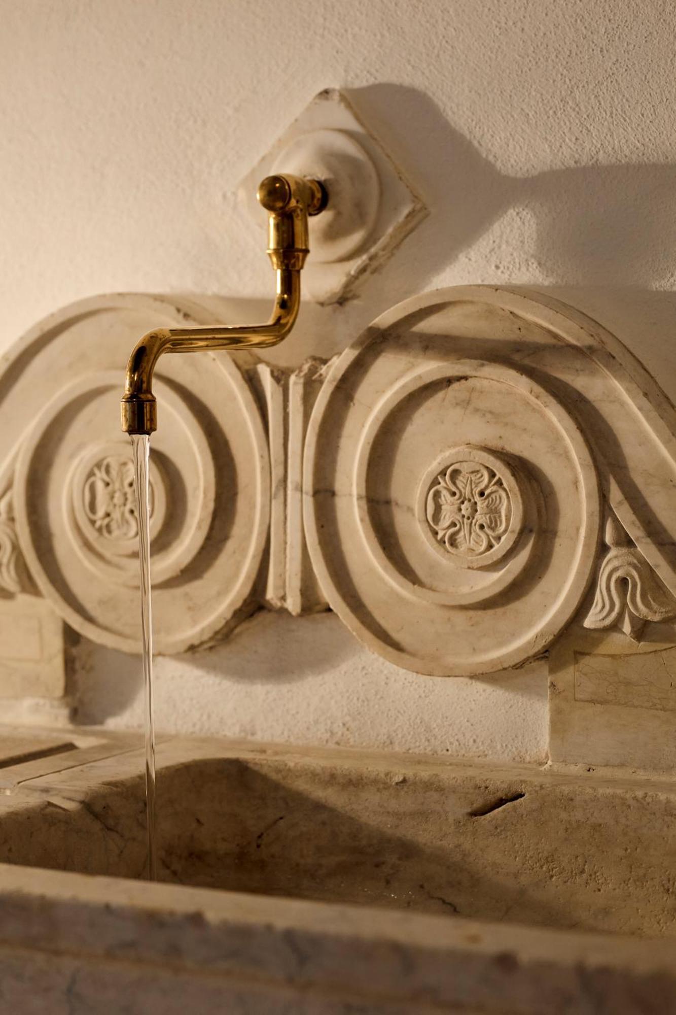 רומא Palazzo Delle Pietre - Luxury Apartments מראה חיצוני תמונה