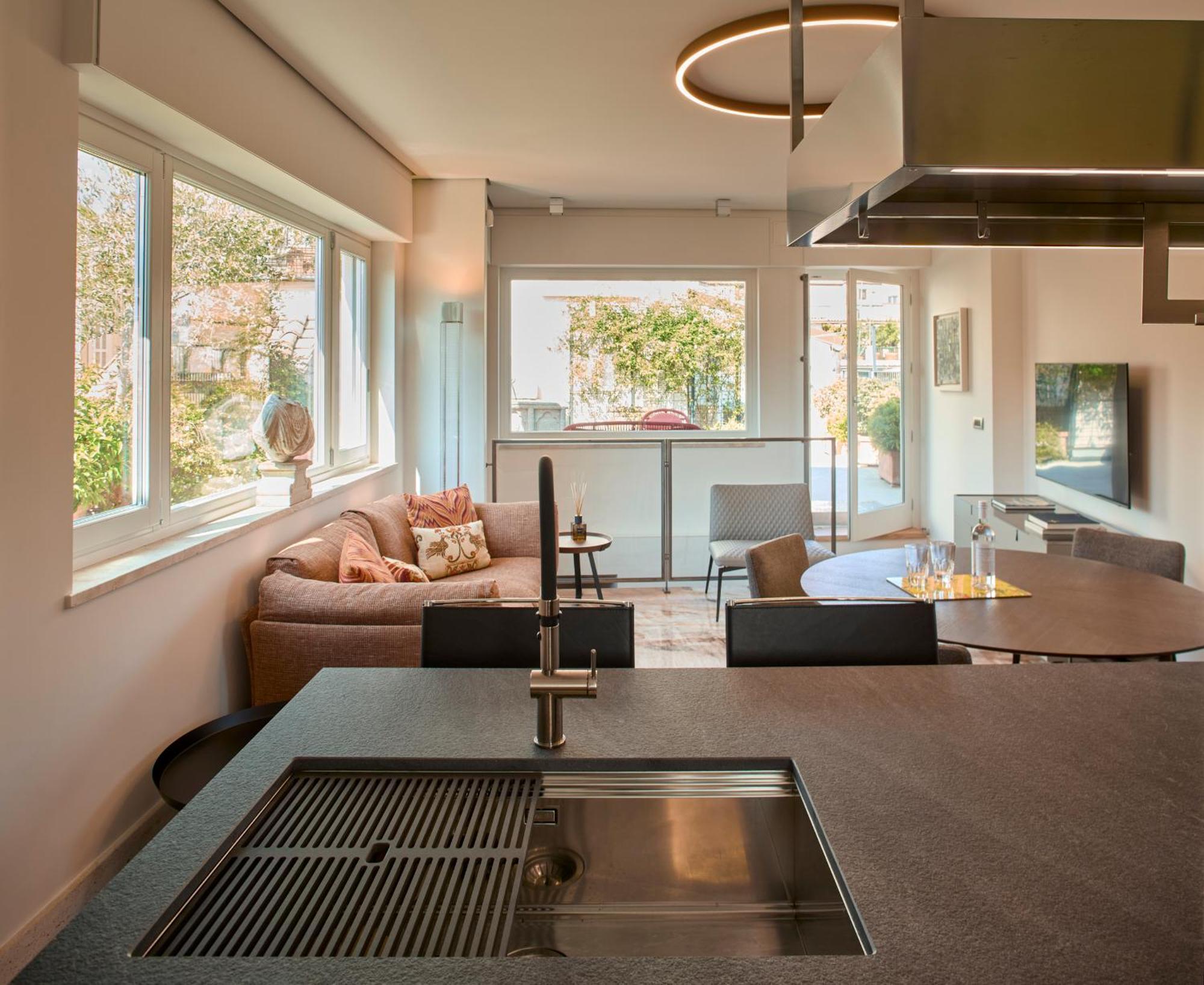 רומא Palazzo Delle Pietre - Luxury Apartments מראה חיצוני תמונה